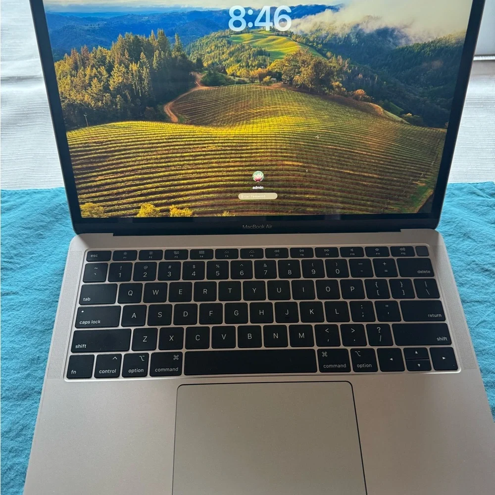 Apple MacBook Air Silver M1 8GB 256GB SSD